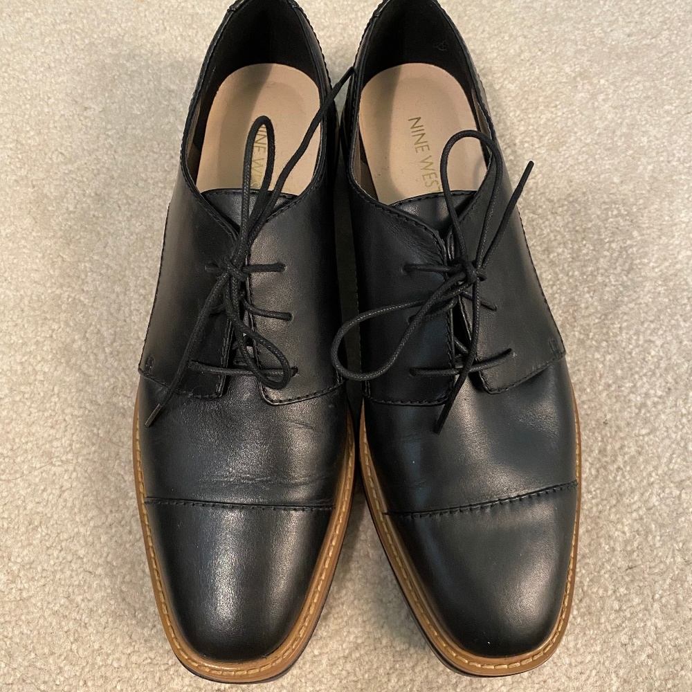 SZ 8.5 Women's Nine West Lace Up Platform Loafers